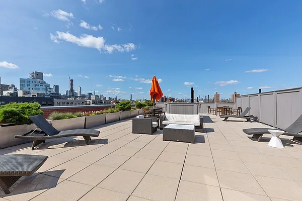 Sold by Corcoran | media 22