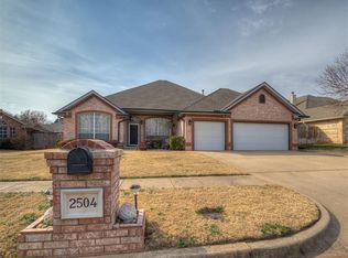 2504 Harrington Ct, Norman, OK 73069