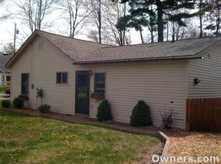 1195 Woodridge Ave, Foster City, MI 49855