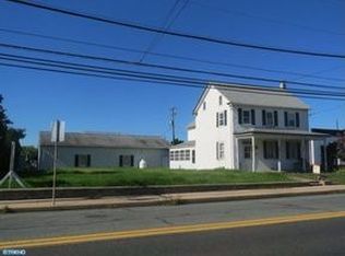 829 Main St, Pennsburg, PA 18073