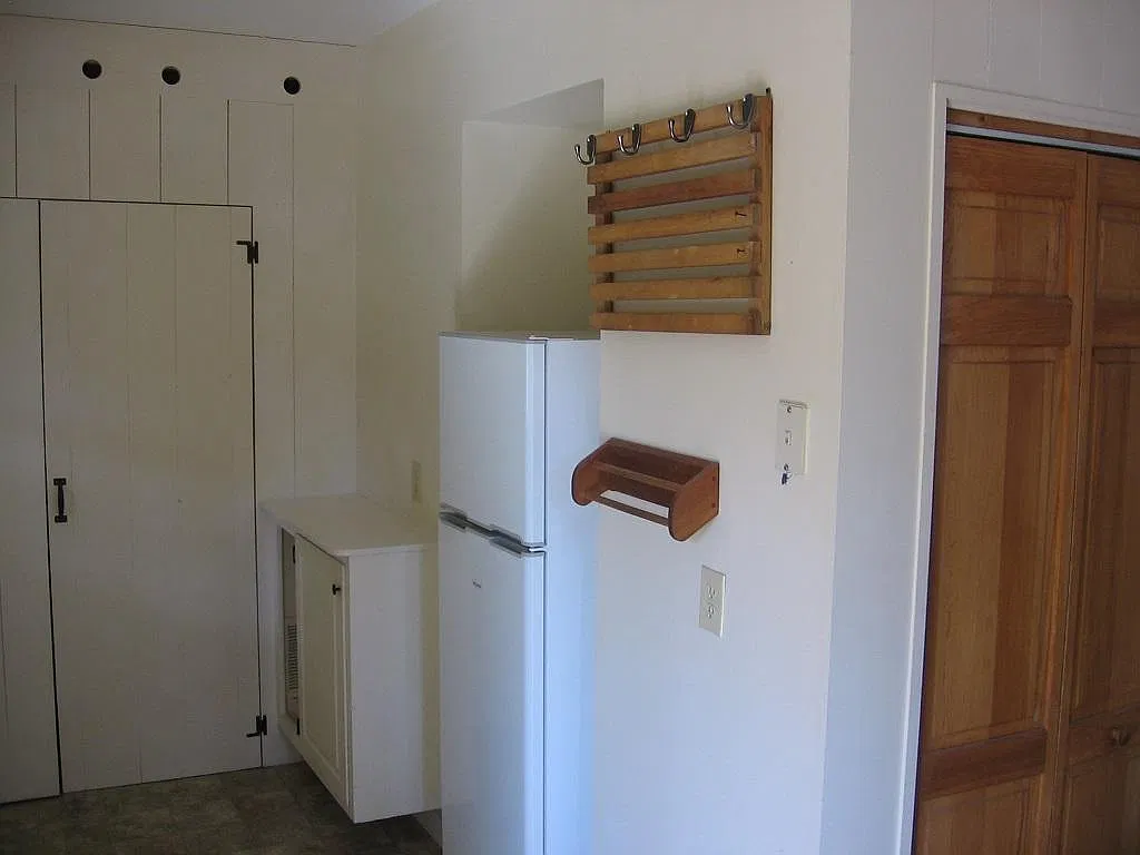 47 Highland Hill Dr — Photo 4