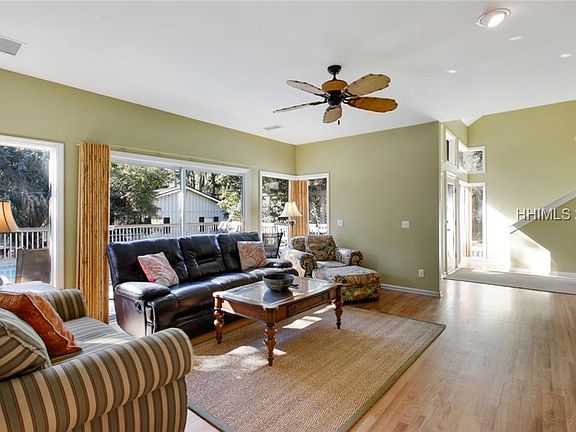 5th image of 30 Forest Beach Dr