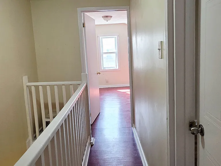 200 W Hellems Ave — Photo 17
