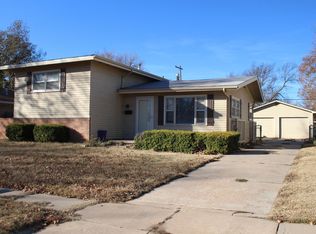 1821 N High St, Wichita, KS 67203