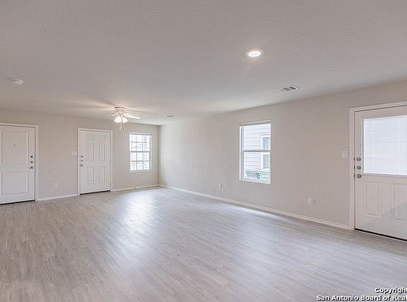 5th image of 10799 Giacconi Dr