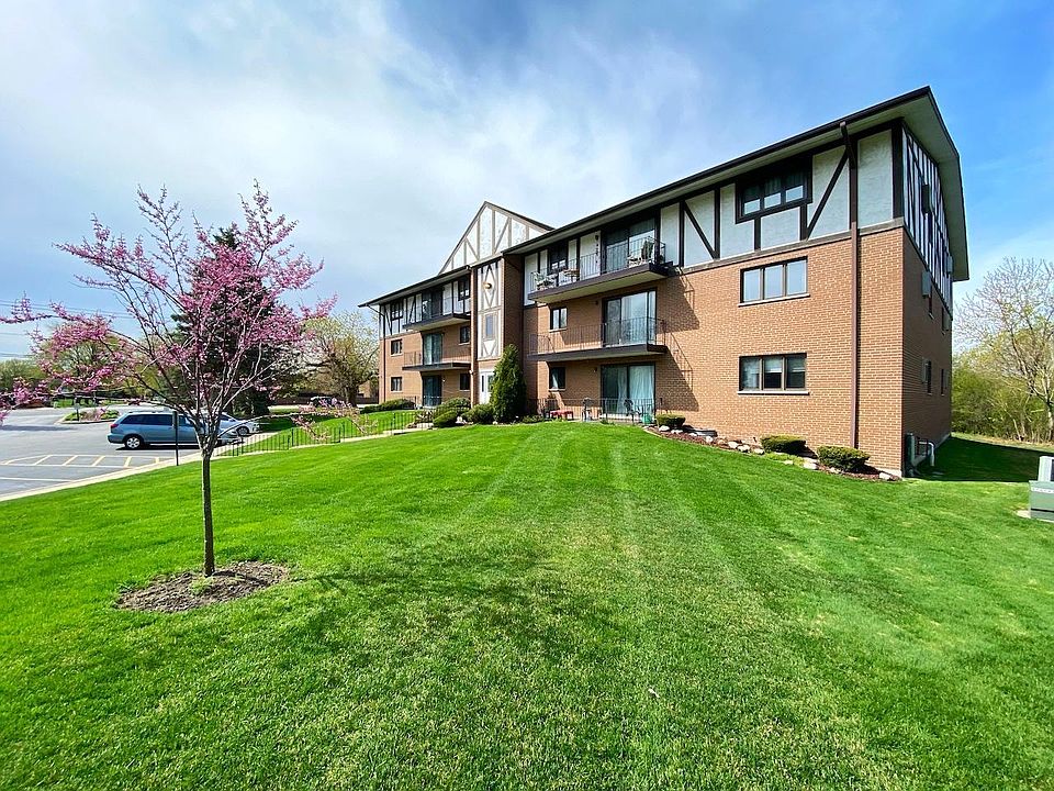 1st image of 11000 Theresa Cir