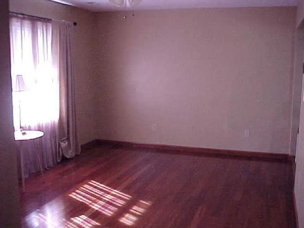 188 Shadetree Cir, Princeton, WV 24739