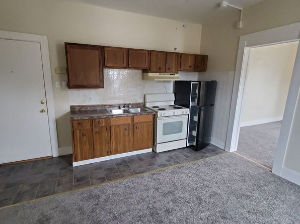 19 E State St #5