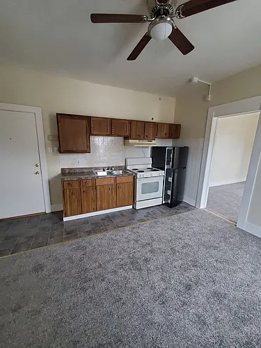19 E State St. 10 Unit Photo 1