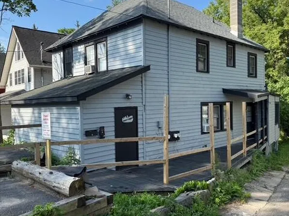 39 Shepard Ave, Saranac Lake, NY 12983