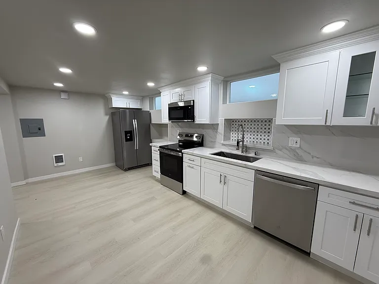 1608 S M St #2 — Photo 2