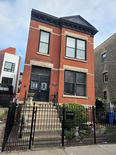 2324 W Armitage Ave #G Photo 1
