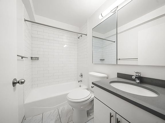 5th image of 355 S End Ave APT 25P
