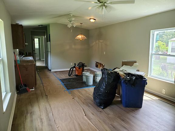 2nd image of 2722 Midland Park Dr