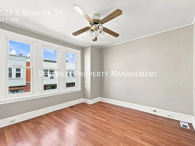 1529 S Newkirk St — Photo 17