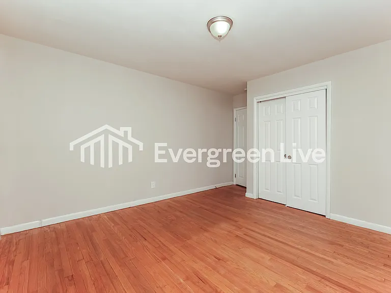 303 Meyer Ave — Photo 8