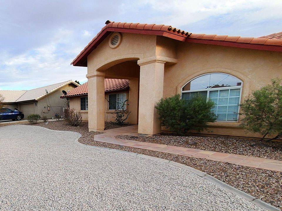 1st image of 3547 E Moreno Ln