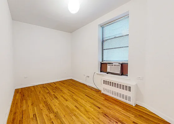 Rented by 346 Realty Group LLC | media 21