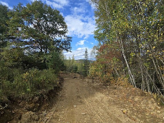 3rd image of 377 Coach Road