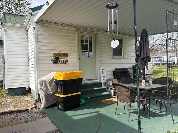 2nd image of 442 Eagleton Rd