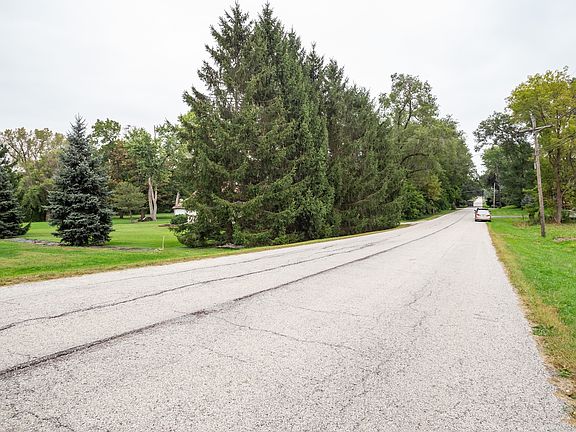 4th image of 25W251 Argyle Ave
