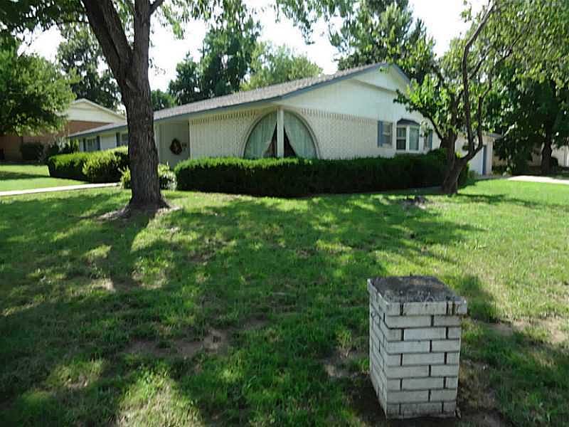 1st image of 604 S Valley West Dr W