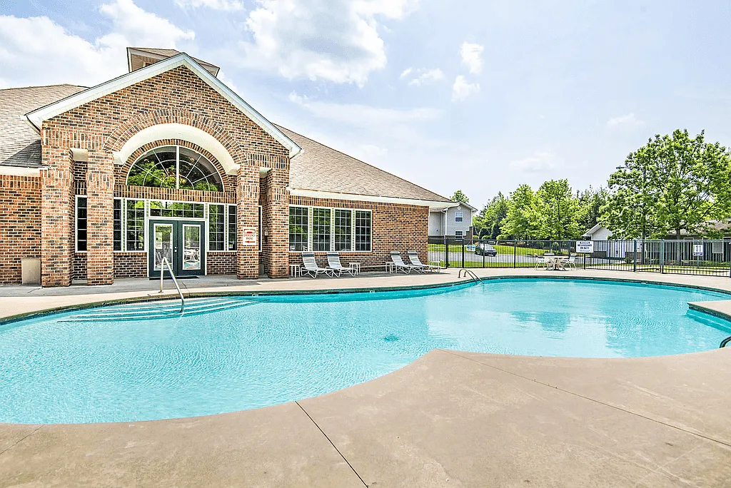 Creekside At Bellemeade Apartments — Photo 3