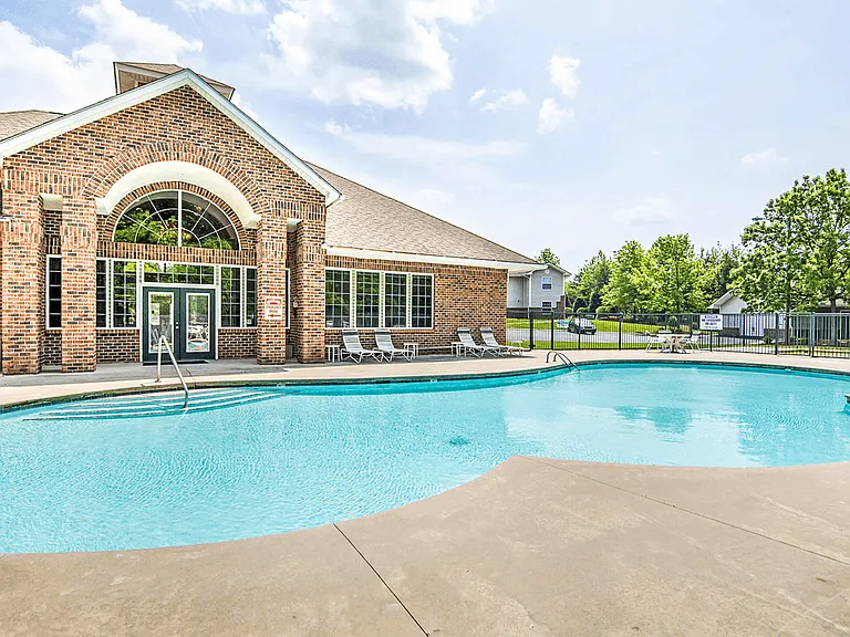 Creekside At Bellemeade Apartments — Photo 3