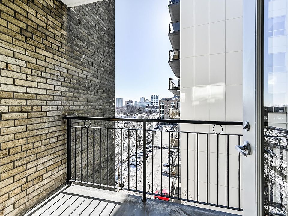 1st image of 135 Lawton Blvd #806
