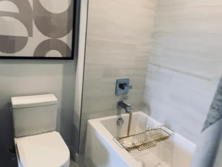 626 E 29th St #502 — Photo 9