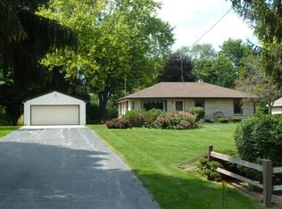 W280N1745 Prospect Ave, Pewaukee, WI 53072