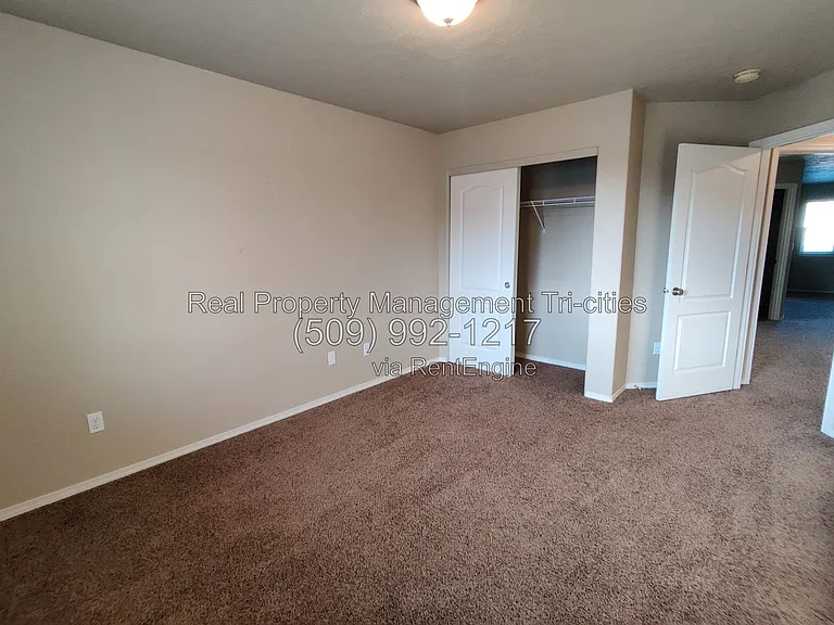 2667 Torrey Pines Way — Photo 29