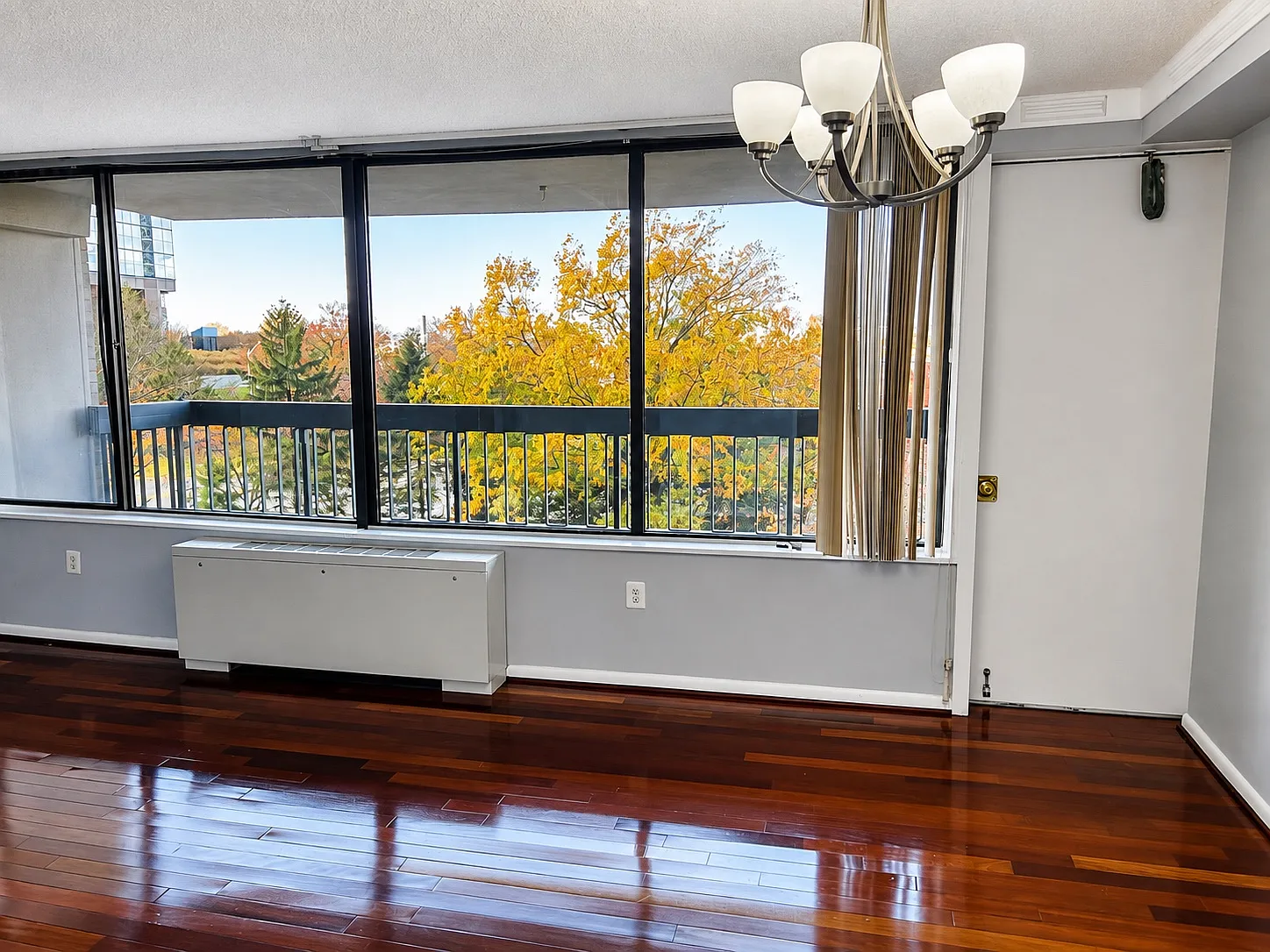 2 bed, $2,700 — Photo 2