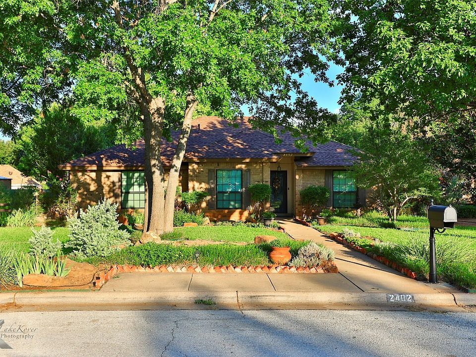 1st image of 2402 Christopher Dr