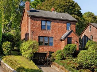 144 Jordan Rd, Brookline, MA 02446