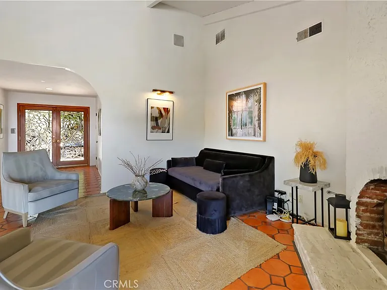 7161 Grasswood Ave — Photo 49