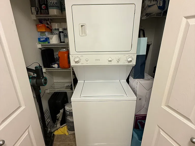 621 5th Ave N #208 — Photo 9