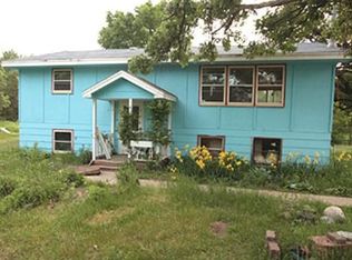 21126 Cedar Dr NW, Oak Grove, MN 55011