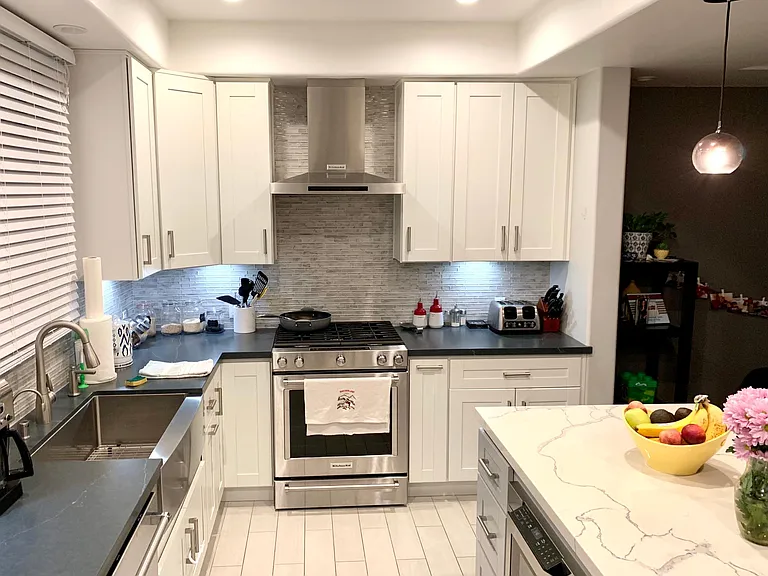 4328 Gentry Ave #3 — Photo 3