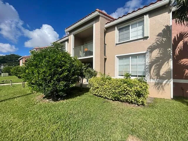 7888 Sonoma Springs Cir #105 — Photo 2