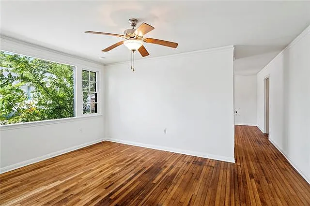 2 bed, 1.0 bath, 1450 sqft, $1,300 — Photo 2