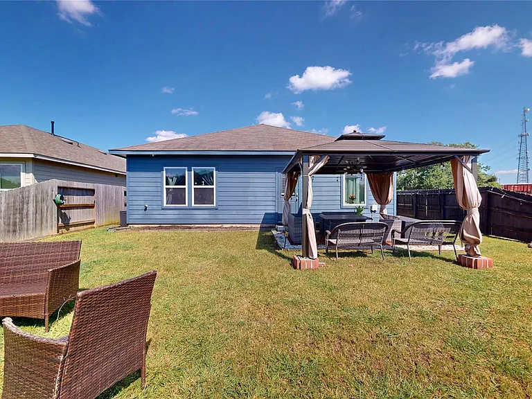 4319 River Rd — Photo 47