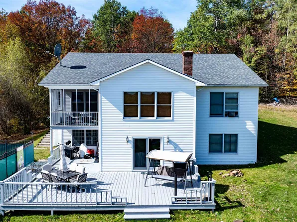 162 Stephenson Heights, Irasburg, VT 05845