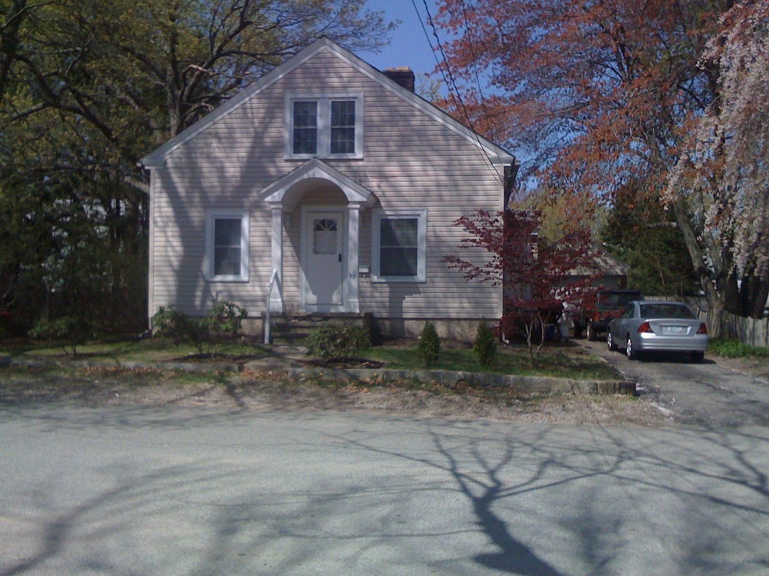 79 Lexington Ave, West Warwick, RI 02893 | Zillow