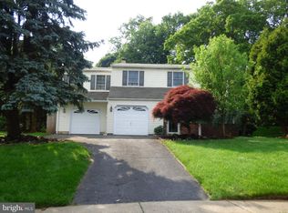 2196 Schaefer Rd, Abington, PA 19001