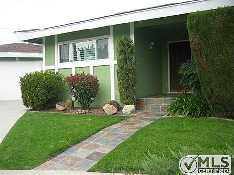 5th image of 6744 Blewett Ave