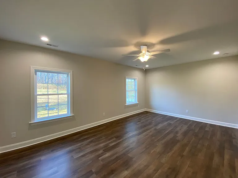 261 Summerlyn Dr — Photo 14