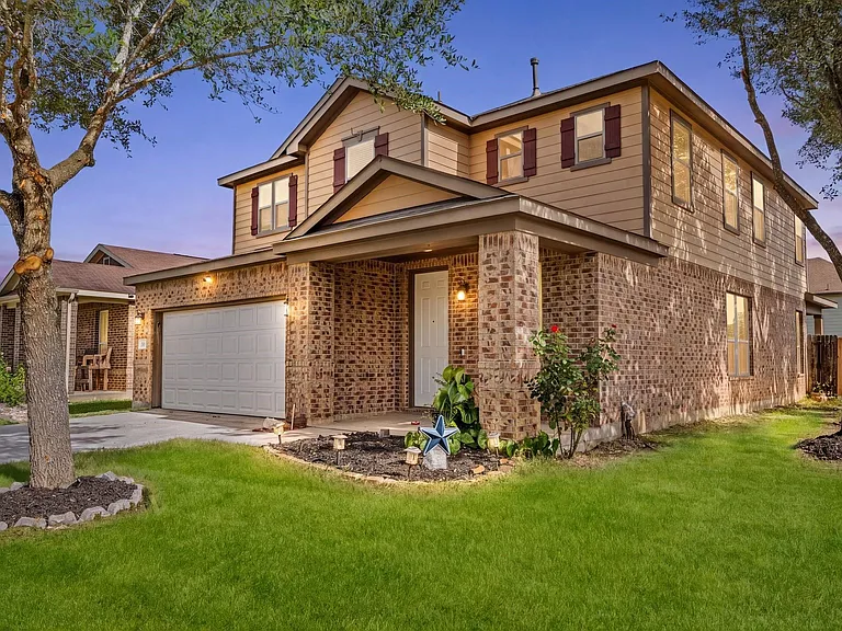15623 Harris Canyon Ln — Photo 2