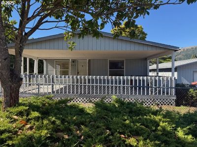 903 Cook St, Myrtle Creek, OR, 97457