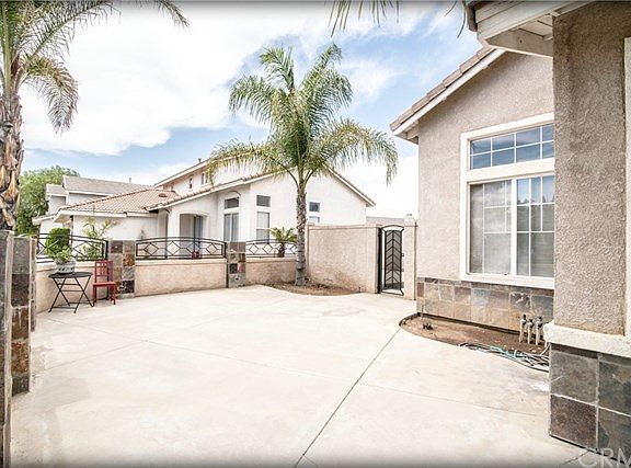4th image of 1435 Mountain Vista Dr